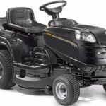 Alpina Rasentraktor AT 84 HA, 84 cm Schnittbreite, 414 cm³ Motor, Hydrostat, 200 L Fangkorb Alpina