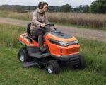 Husqvarna TS 215T Rasentraktor, 95 cm Schnittbreite, 20,4 PS Benzinmotor, Hydrostat, Seitenauswurf Husqvarna