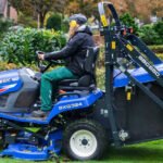 ISEKI SXG 324 Diesel Rasentraktor mit Hochentleerung – 122 cm Schnittbreite, 3-Zylinder Motor, 650 L Fangkorb, inkl. SCMB48 & SBC650 Iseki