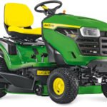 John Deere X127 Rasentraktor, 107 cm Schnittbreite, 20 PS V-Twin Motor, Hydrostat, Seitenauswurf John Deere