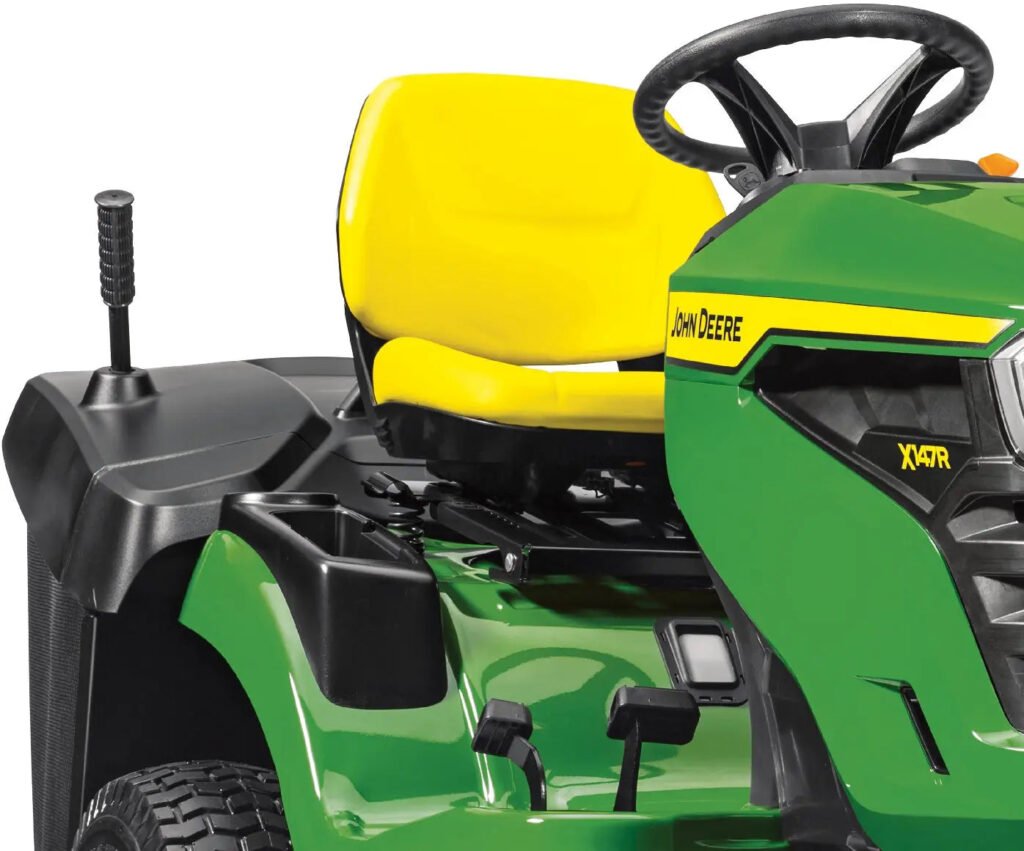 John Deere X147R Rasentraktor 92 cm – 20 PS V-Twin, Hydrostat, 300 L Fangkorb John Deere